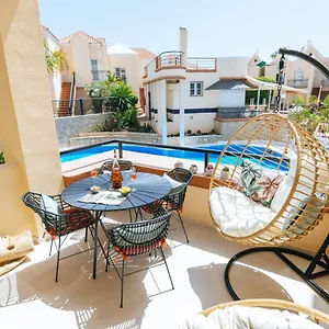  Apartment Amazing Renovated Pool View Apt, Aircon, 2 Min To Fanabe Beach